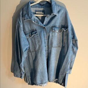 NWOT We The Free Light Blue Denim Shacket

Smoke-free home